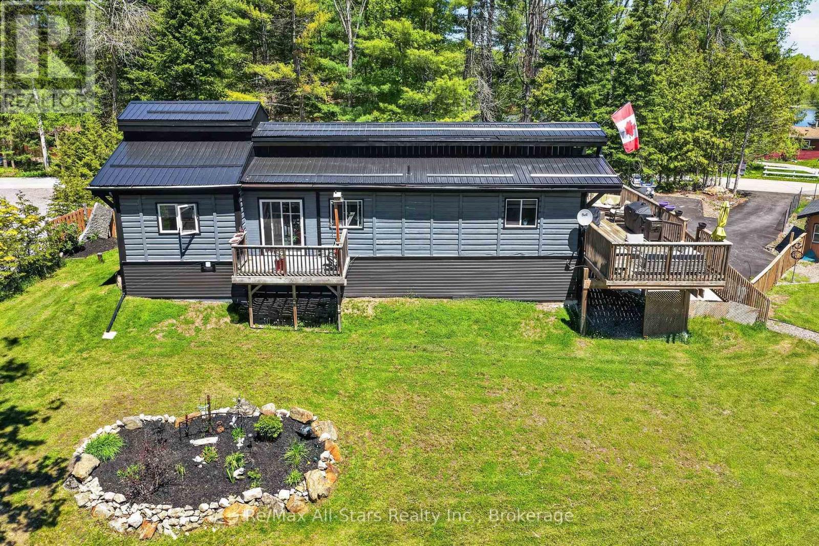 28 Pine Ridge Road, Kawartha Lakes (Norland), ON - Outdoor