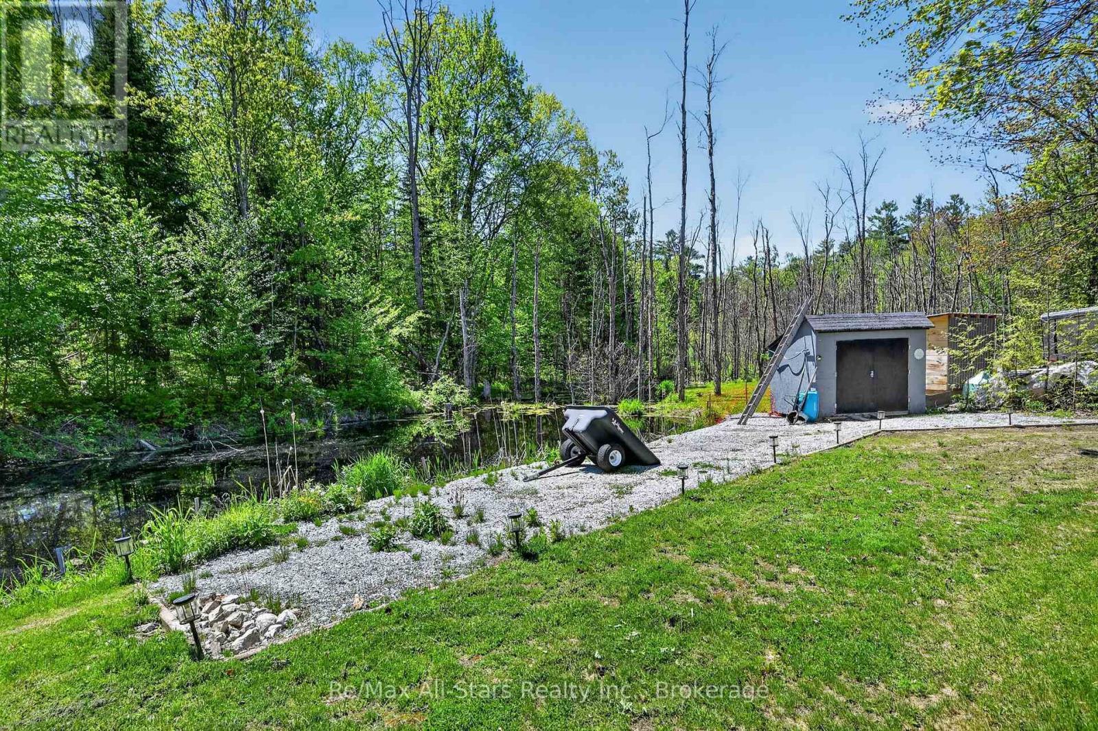 28 Pine Ridge Road, Kawartha Lakes (Norland), ON - Outdoor