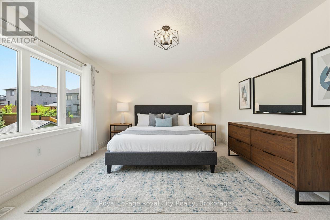 Virtually Staged - 31 Wetland Way, Kitchener, ON