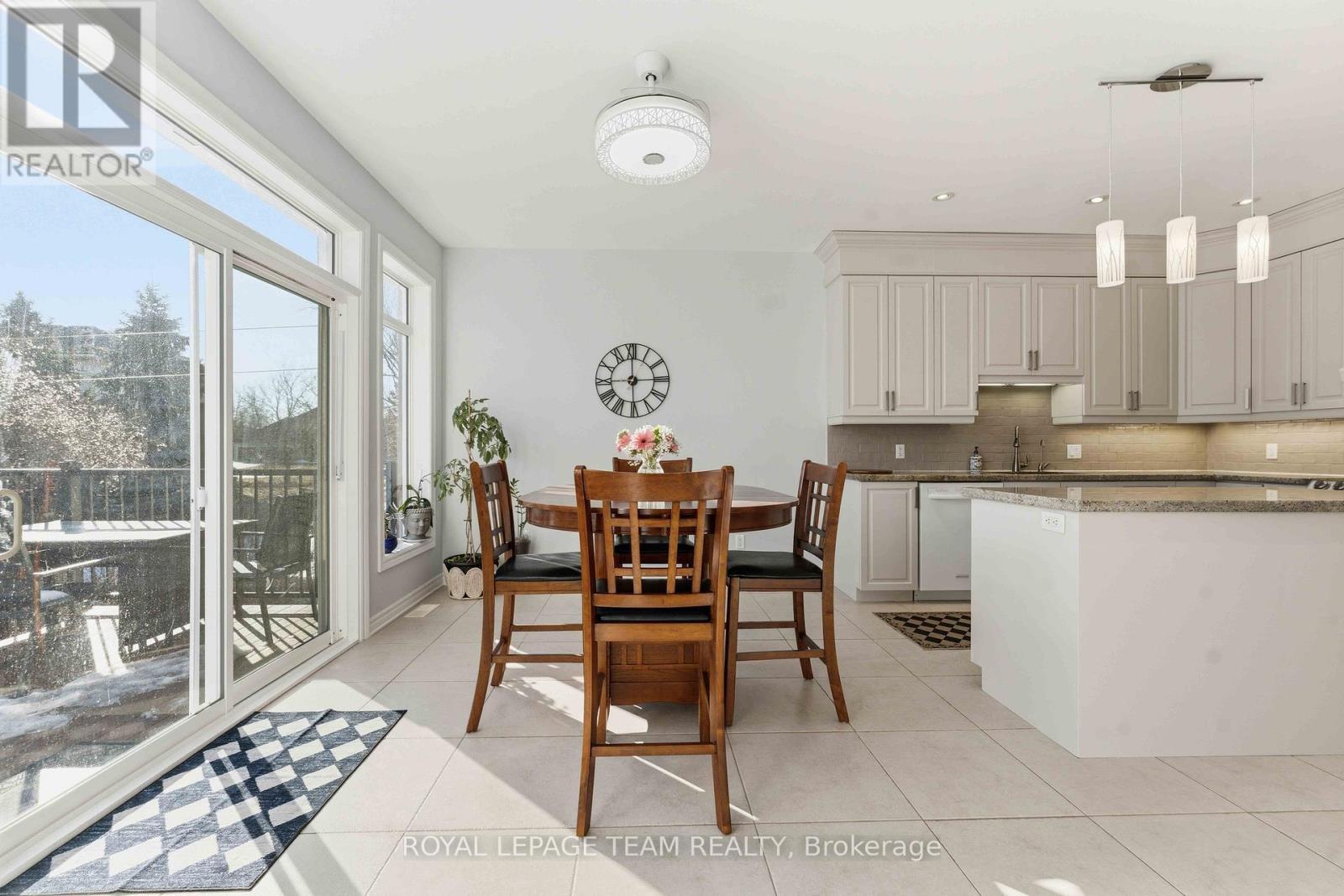 6868 Sparkling Lake Way, Ottawa, ON - Indoor