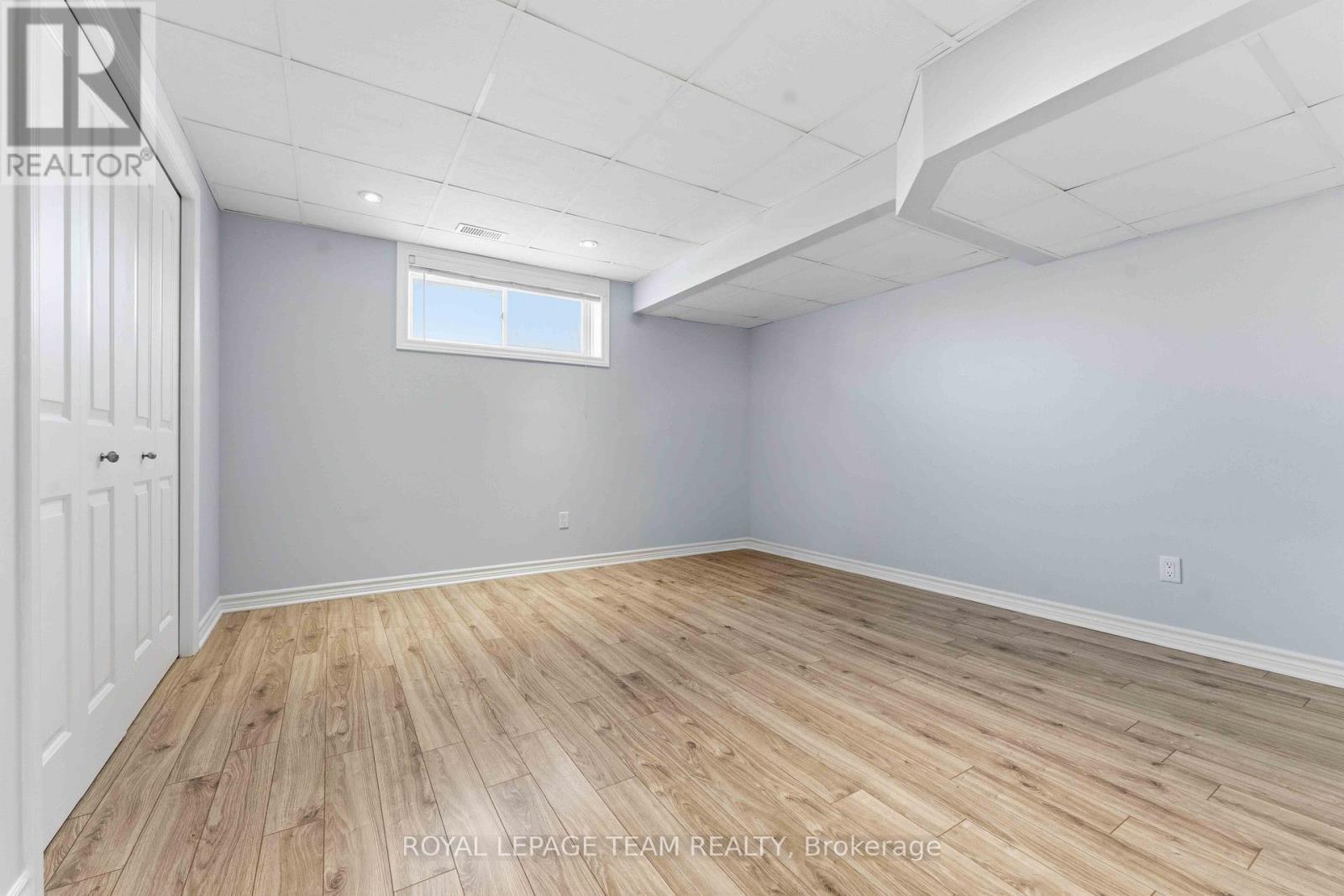 6868 Sparkling Lake Way, Ottawa, ON - Indoor Photo Showing Other Room