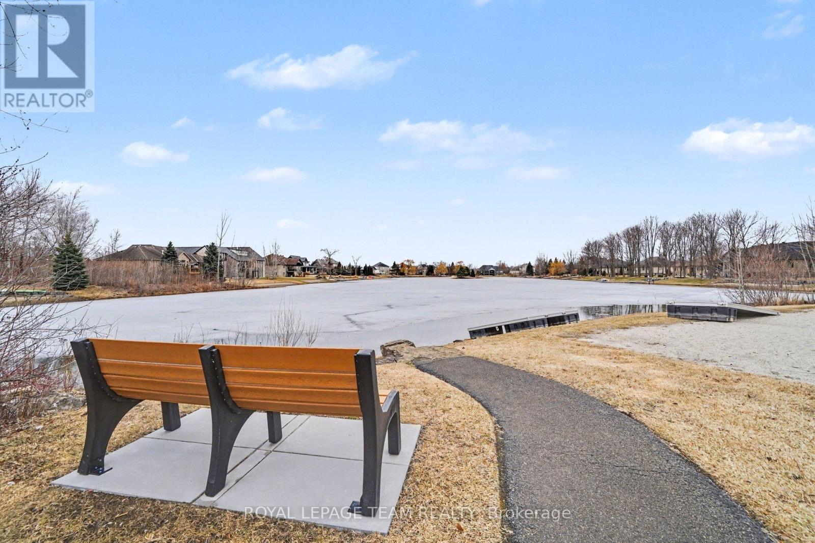 6868 Sparkling Lake Way, Ottawa, ON - Outdoor