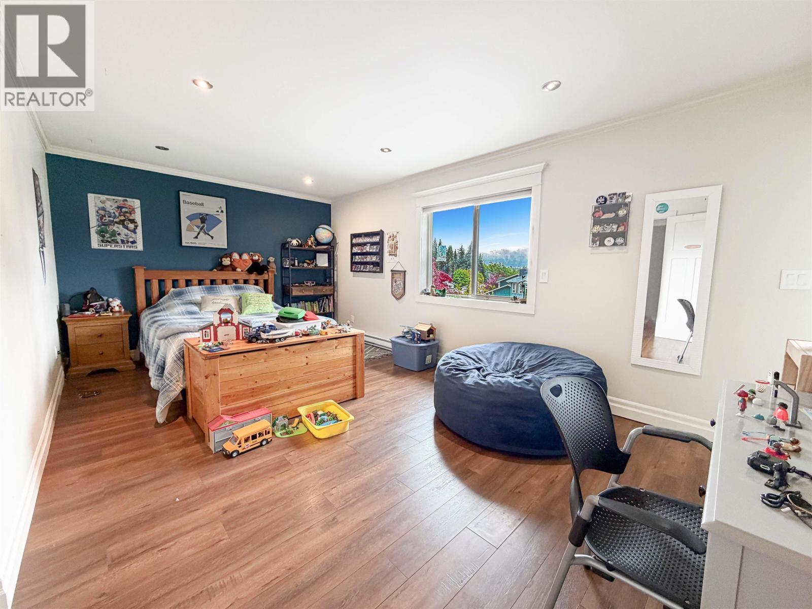 87 Angle Street, Kitimat, BC - Indoor Photo Showing Other Room