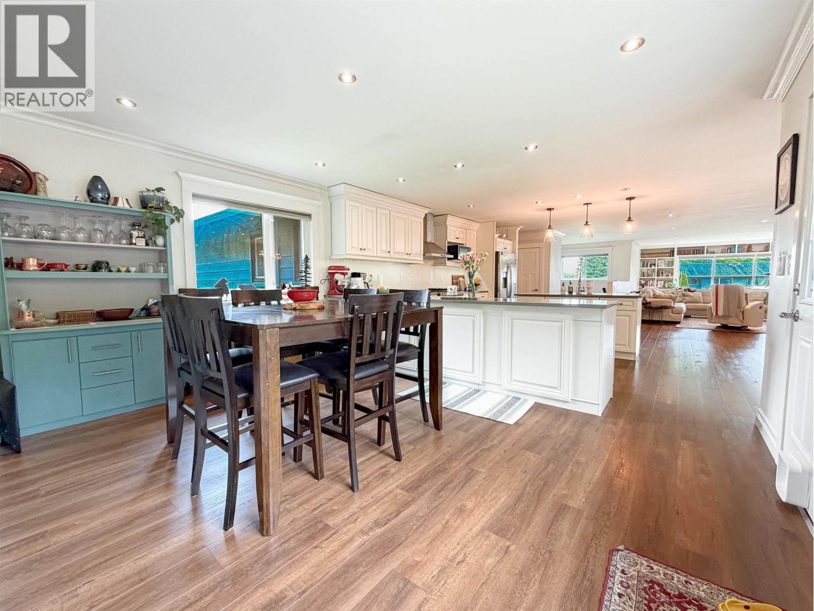 87 Angle Street, Kitimat, BC - Indoor Photo Showing Dining Room