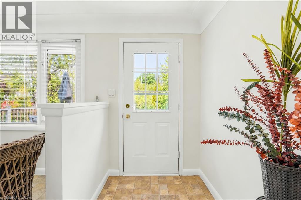 227 Glancaster Road, Ancaster, ON