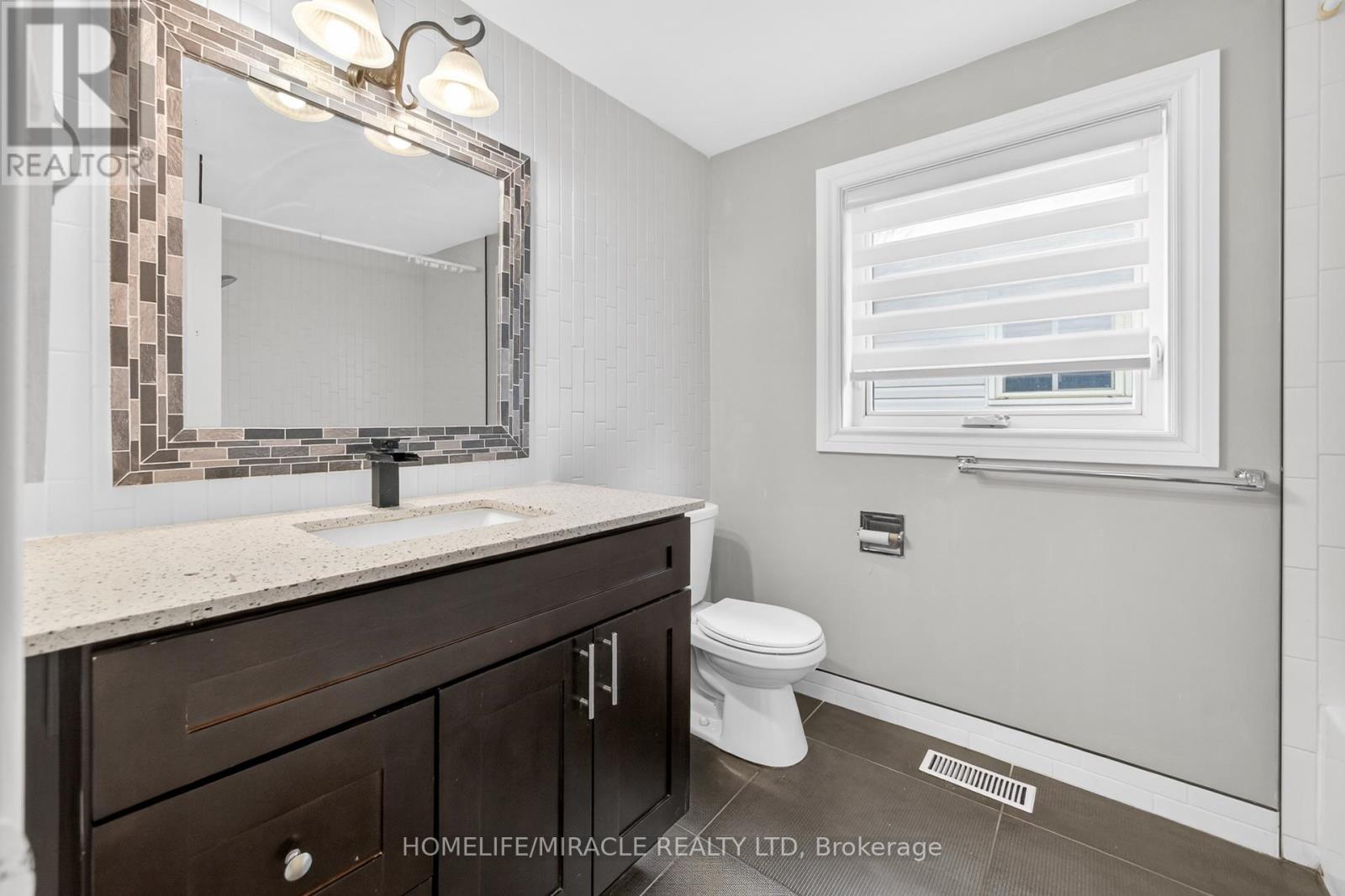 81 Watson Crescent, Brampton, ON - Indoor Photo Showing Bathroom