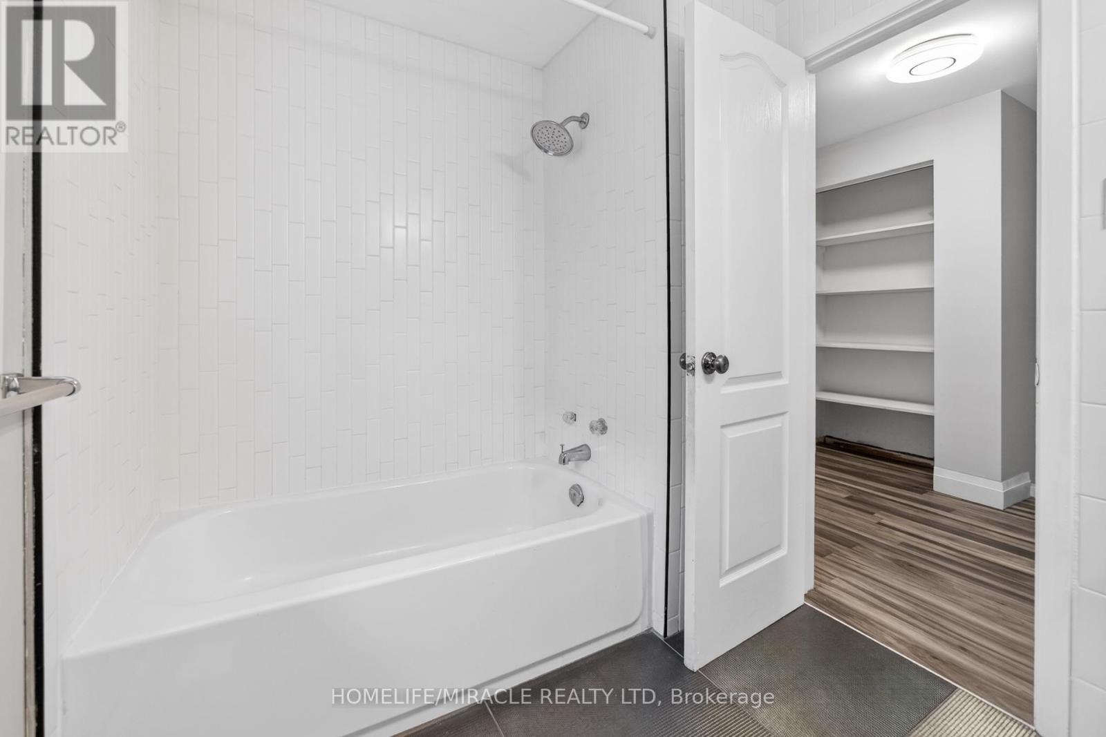 81 Watson Crescent, Brampton, ON - Indoor Photo Showing Bathroom