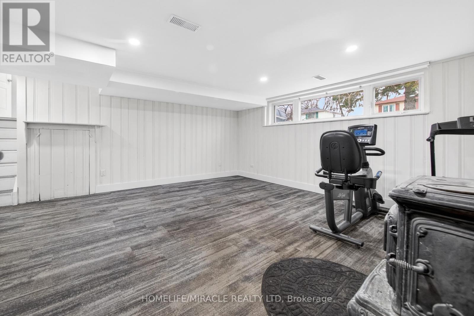 81 Watson Crescent, Brampton, ON - Indoor