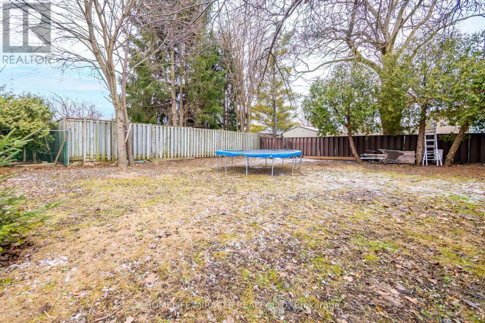 81 Watson Crescent, Brampton, ON - Outdoor