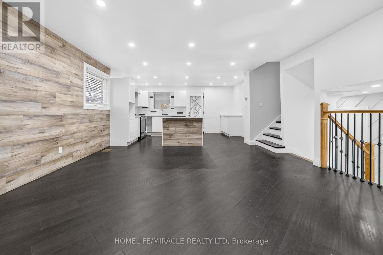 81 Watson Crescent, Brampton, ON - Indoor
