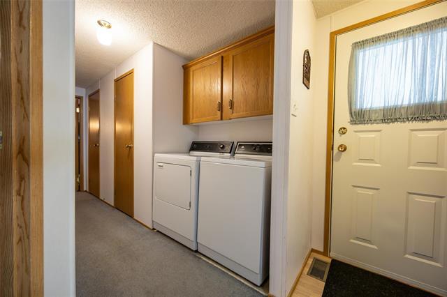 42 Village Dr, Ste Anne, MB
