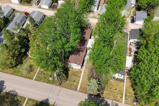 42 Village Dr, Ste Anne, MB