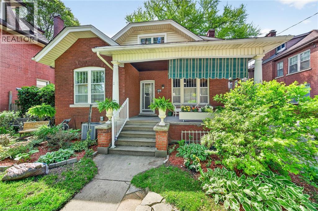 40 Fairleigh Crescent, Hamilton, ON - Outdoor