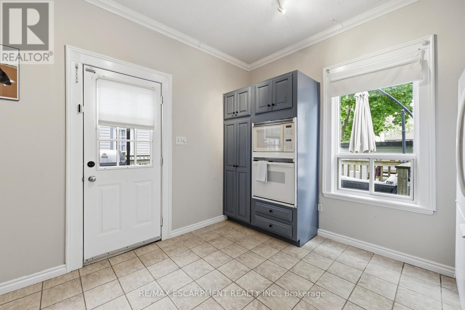 23 East 21St Street, Hamilton, ON - Indoor Photo Showing Other Room