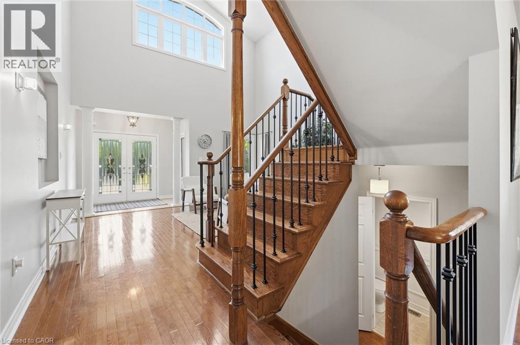 5444 Sundial Road, Burlington, ON - Indoor Photo Showing Other Room