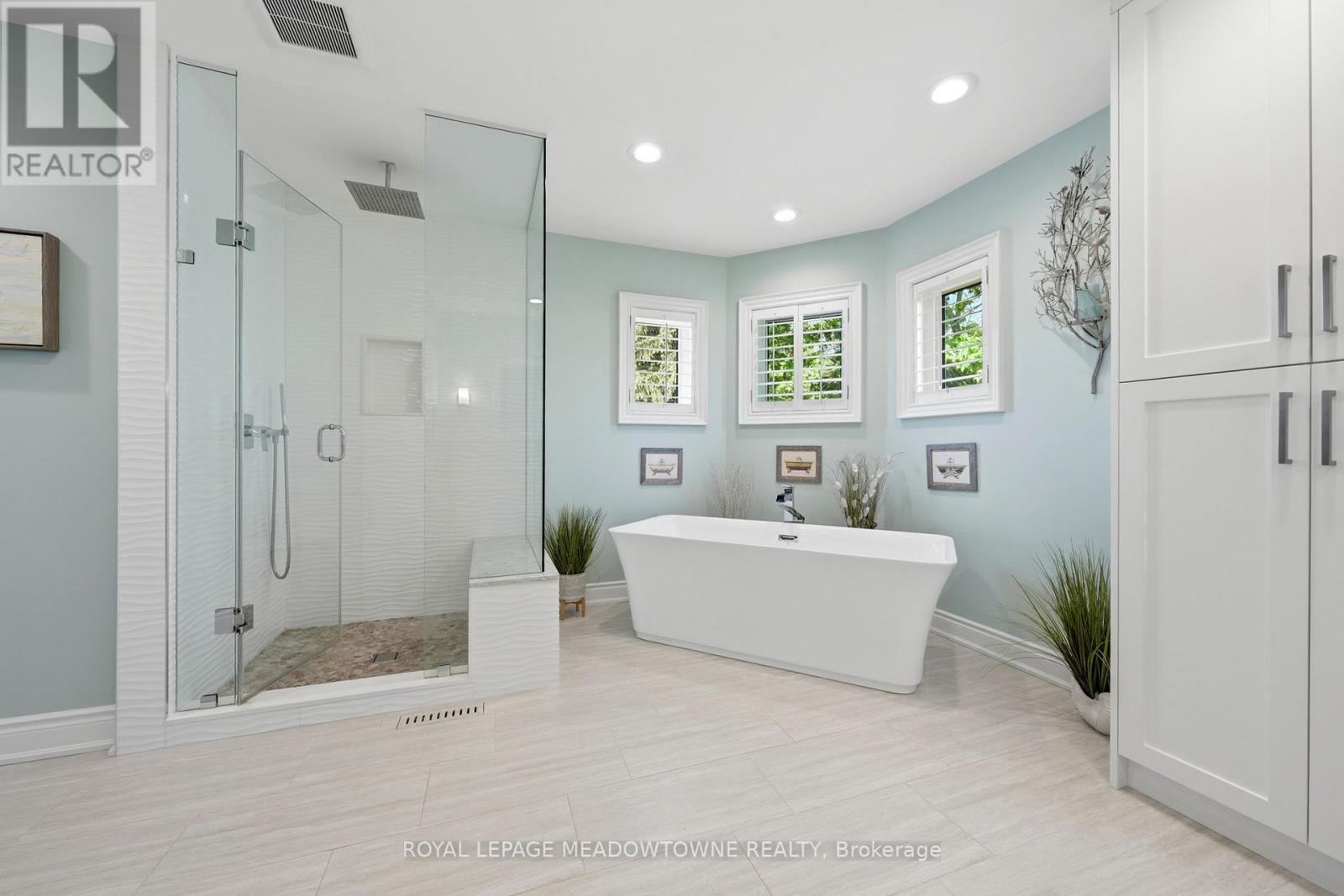 25 Gollop Crescent, Halton Hills, ON - Indoor Photo Showing Bathroom