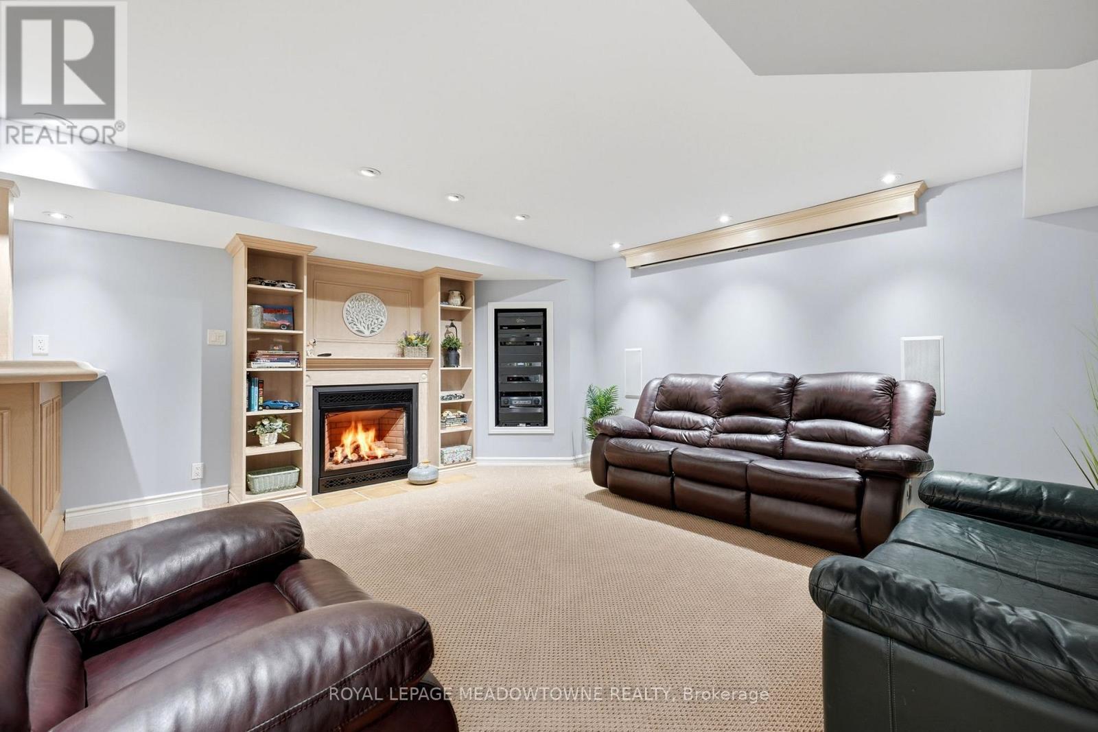 25 Gollop Crescent, Halton Hills, ON - Indoor Photo Showing Other Room With Fireplace