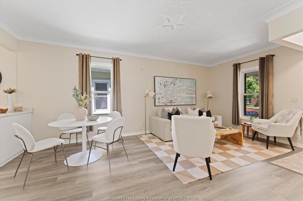663 Brock Street, Windsor, ON - Indoor