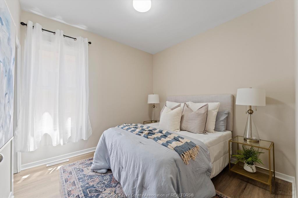 663 Brock Street, Windsor, ON - Indoor Photo Showing Bedroom