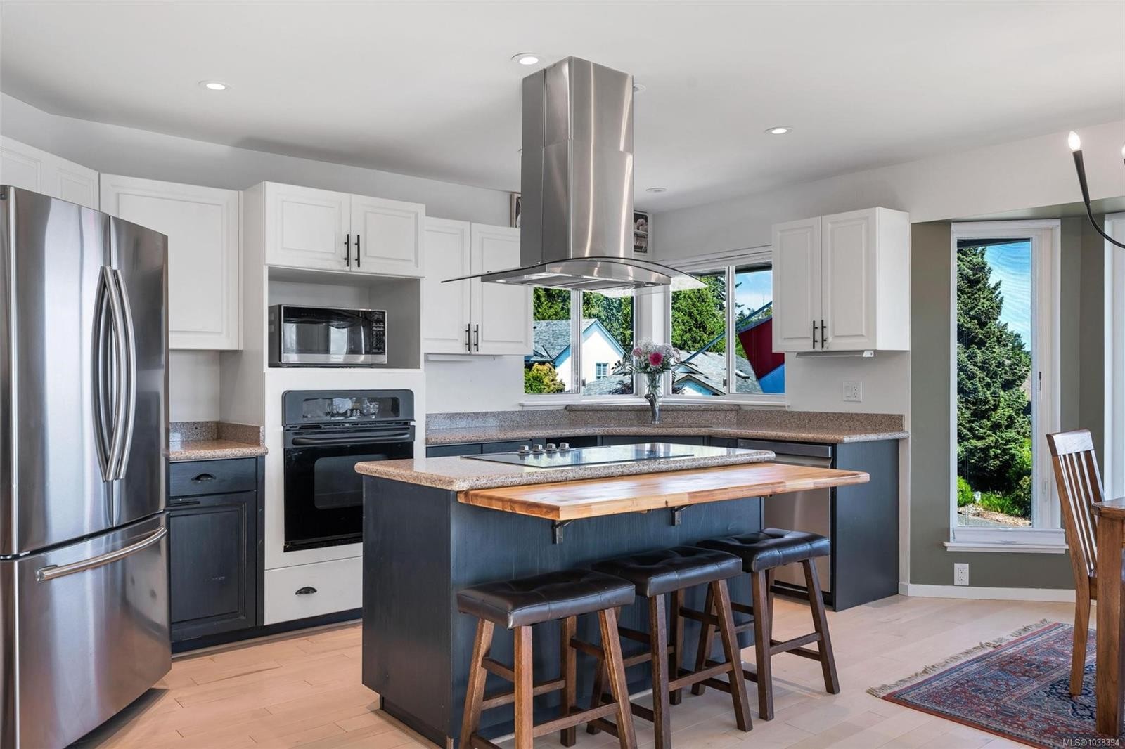 556 Marine View, Cobble Hill, BC