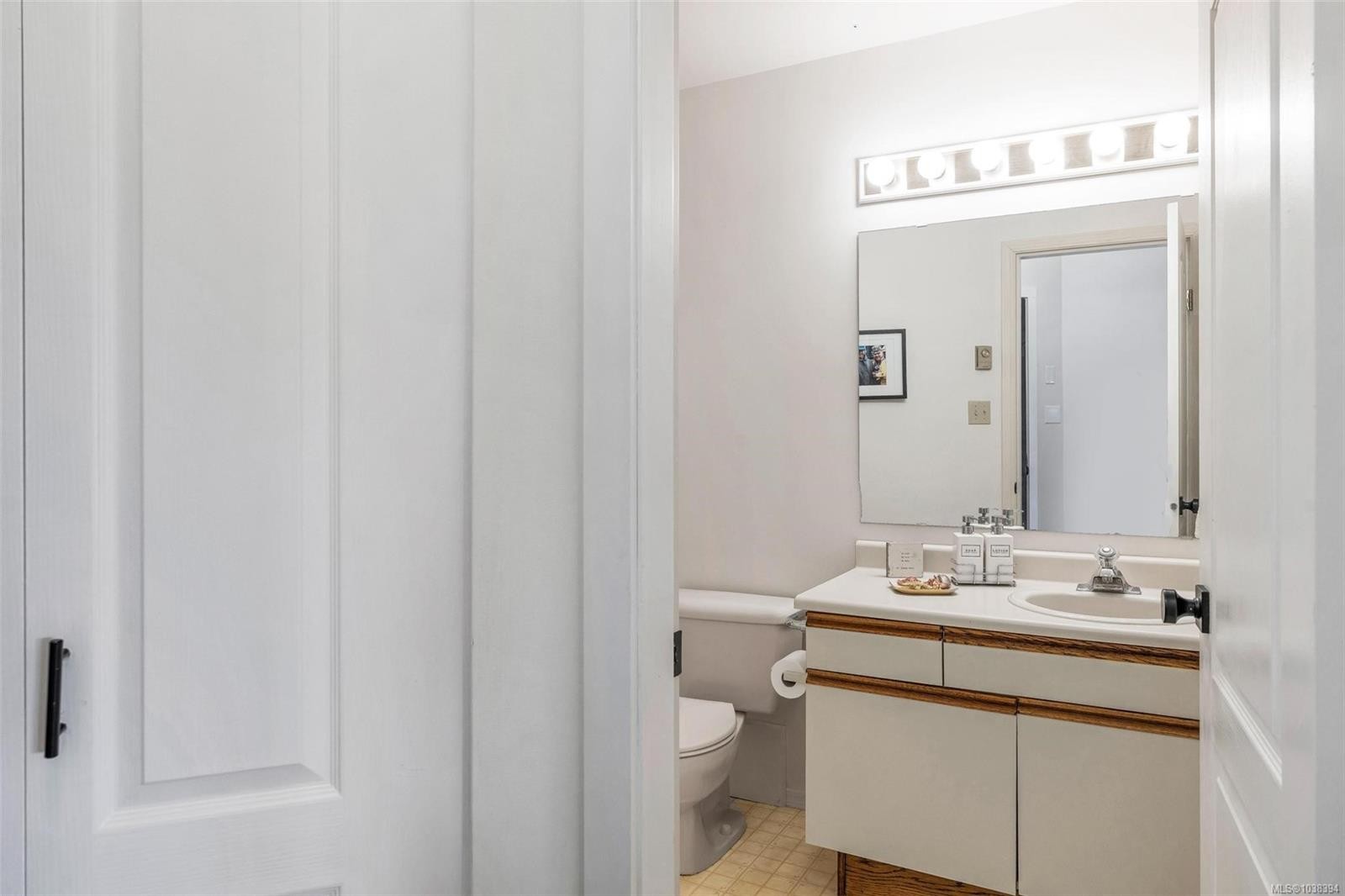 556 Marine View, Cobble Hill, BC