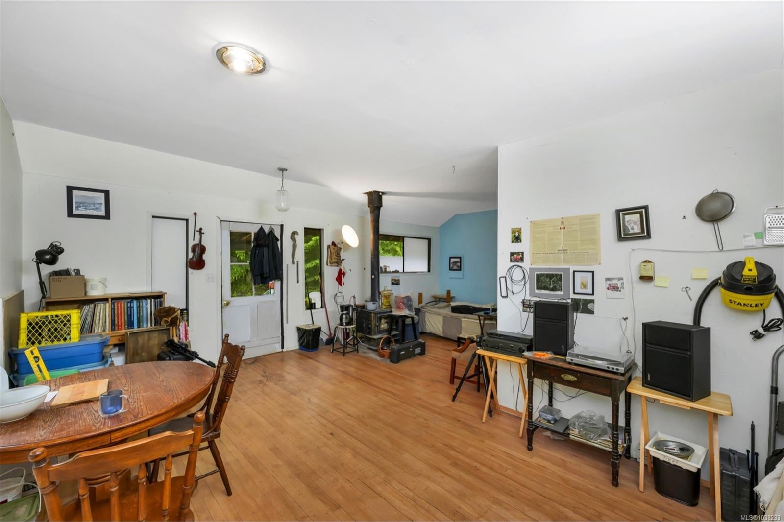1865 Oldham Rd, Shawnigan Lake, BC