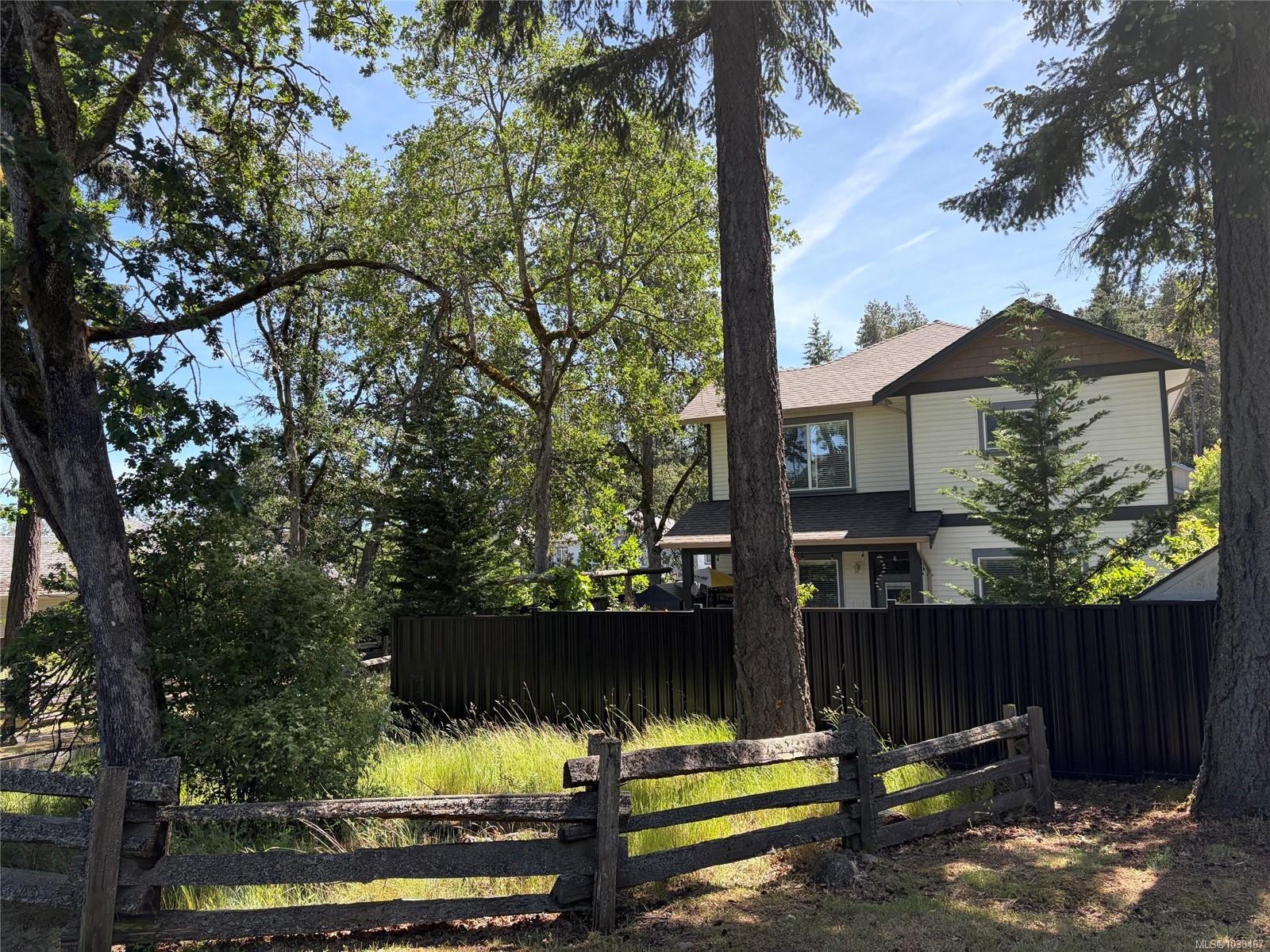 1966 Camas Rd, Nanaimo, BC