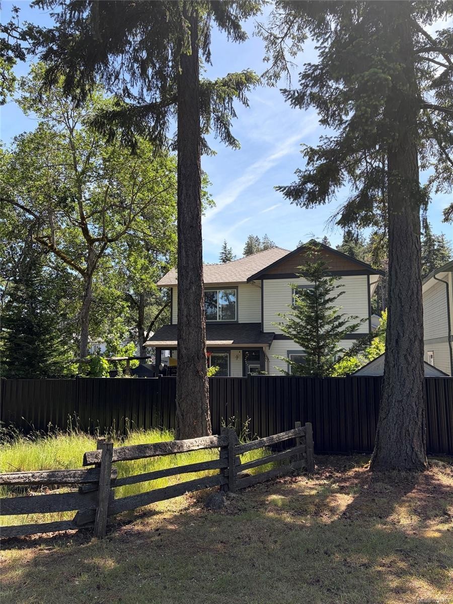 1966 Camas Rd, Nanaimo, BC