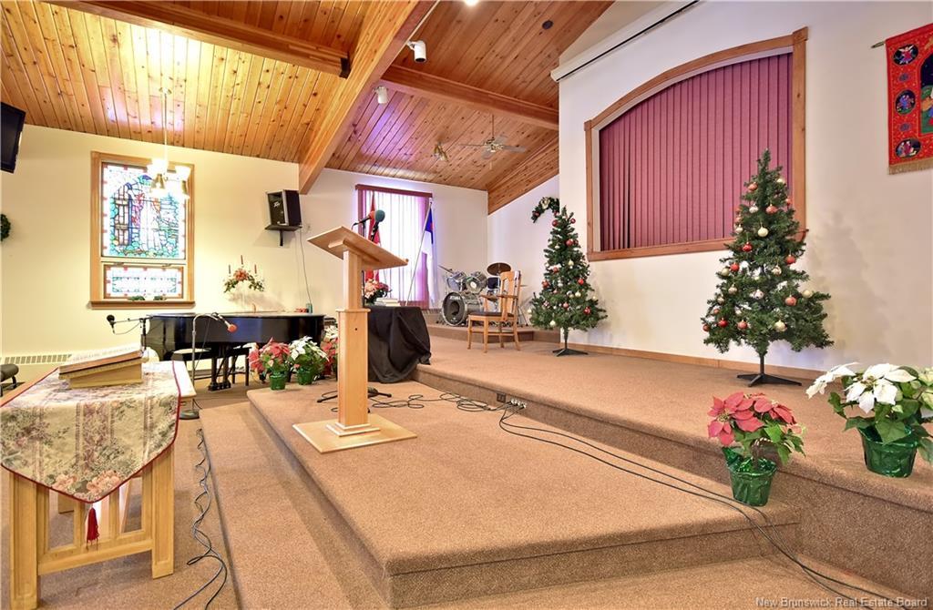 98 Mcnair Dr, Nackawic, NB
