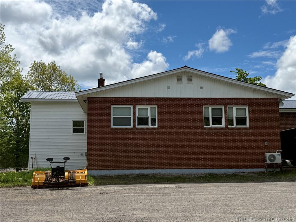 98 Mcnair Dr, Nackawic, NB