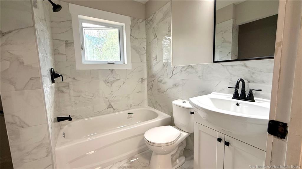80 Saint Pierre, Rogersville, NB