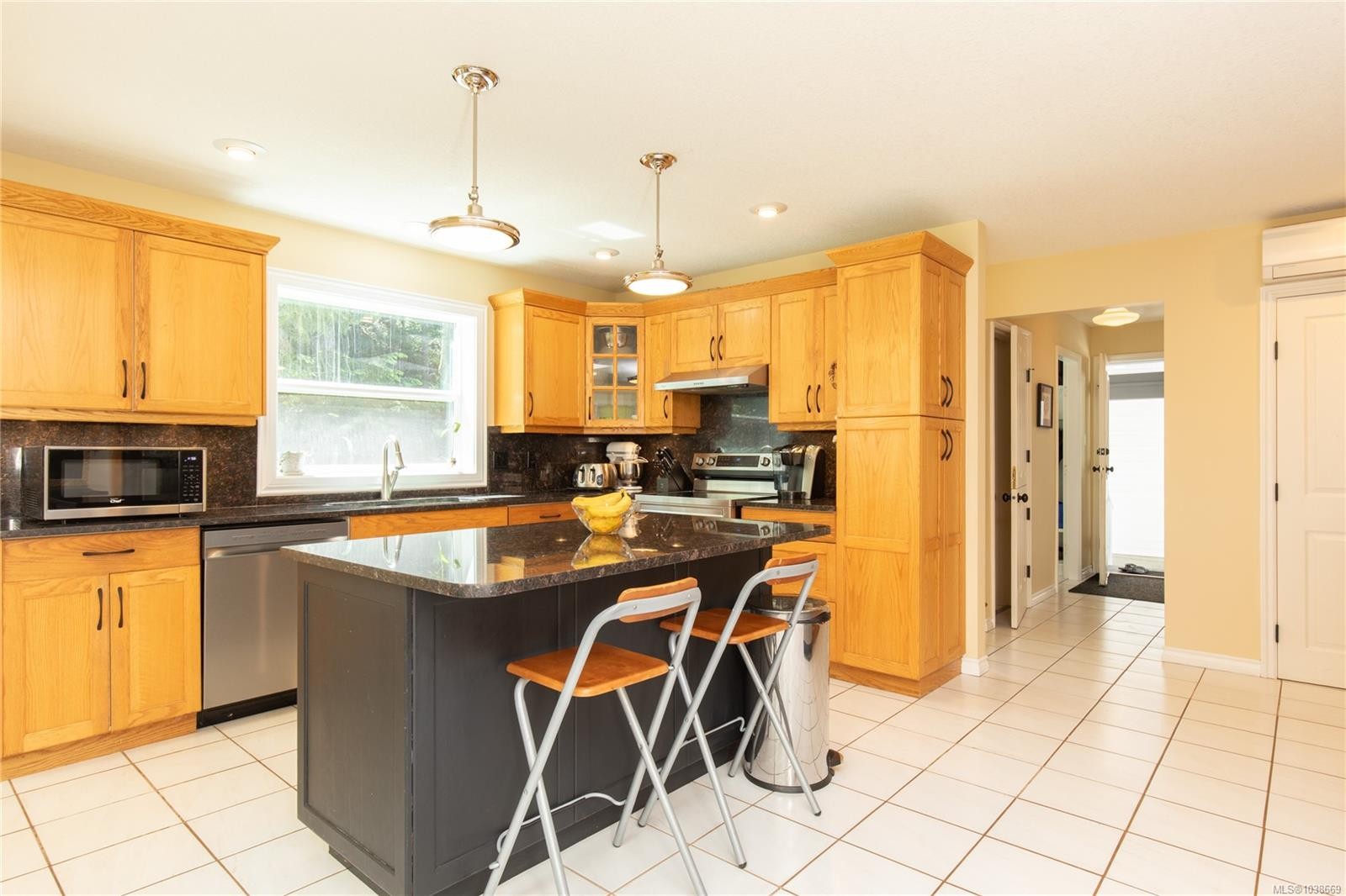 2956 Ridgeway Rd, Nanaimo, BC