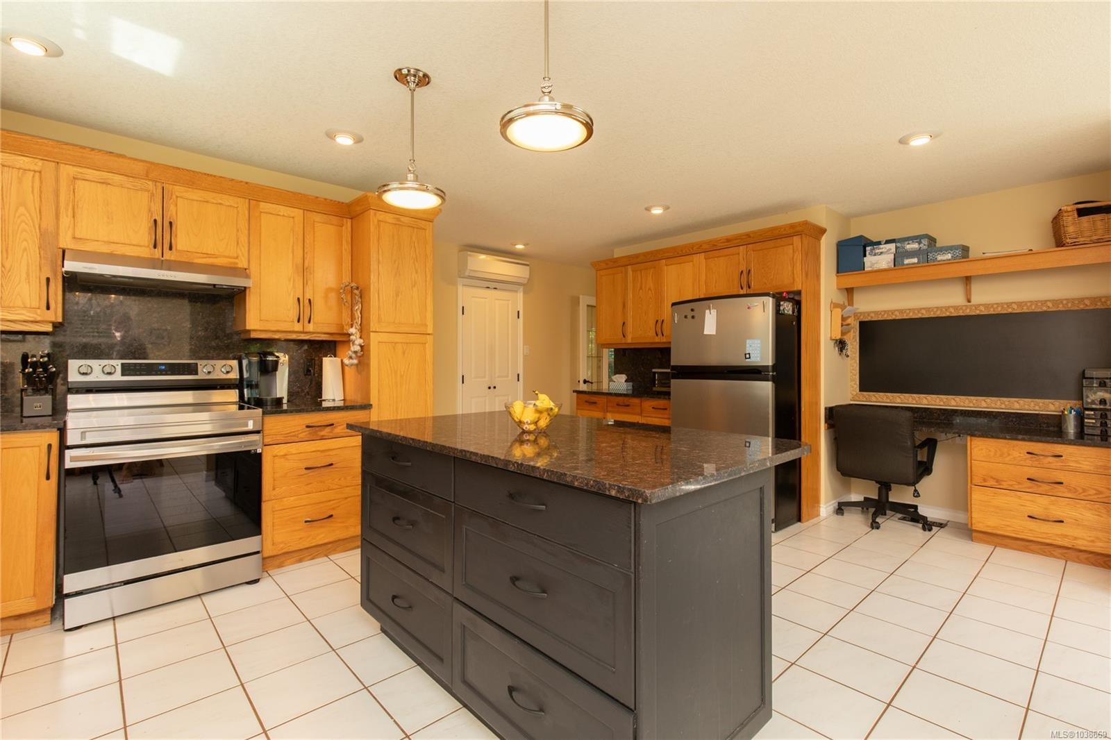 2956 Ridgeway Rd, Nanaimo, BC