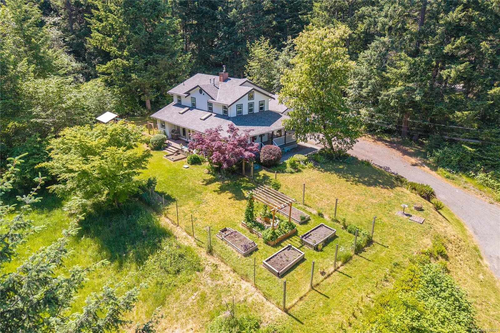2956 Ridgeway Rd, Nanaimo, BC