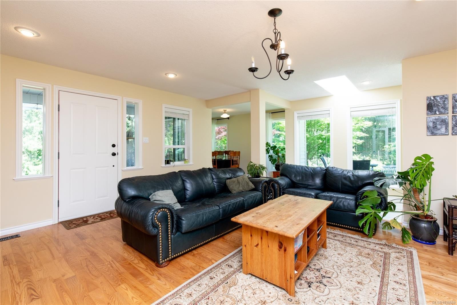 2956 Ridgeway Rd, Nanaimo, BC
