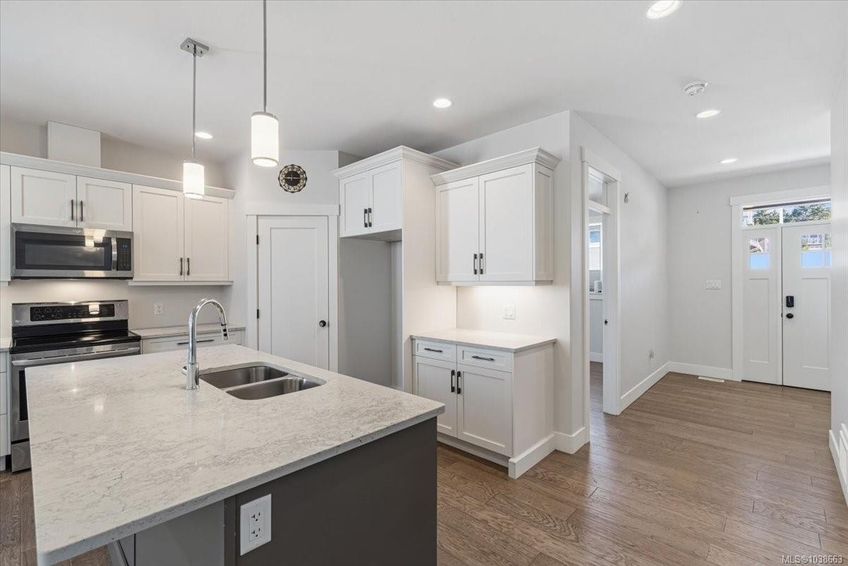 3825 Marjorie Way, Nanaimo, BC