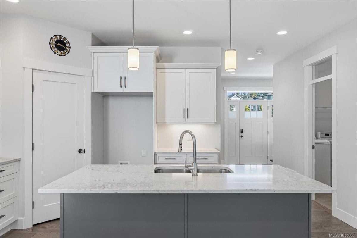 3825 Marjorie Way, Nanaimo, BC