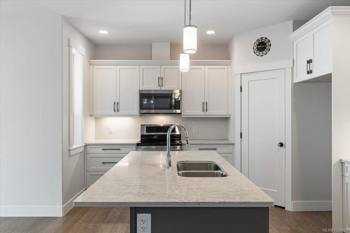 3825 Marjorie Way, Nanaimo, BC