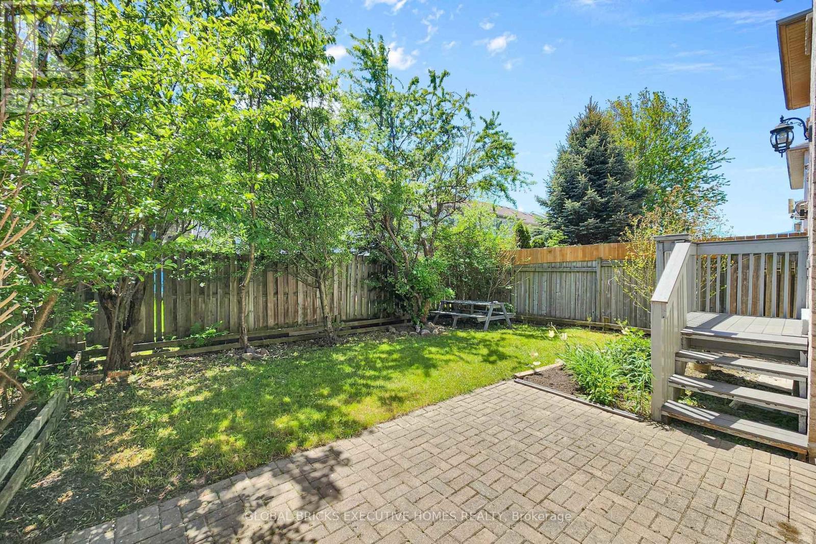 13 Howling Crescent, Ajax, ON - Outdoor