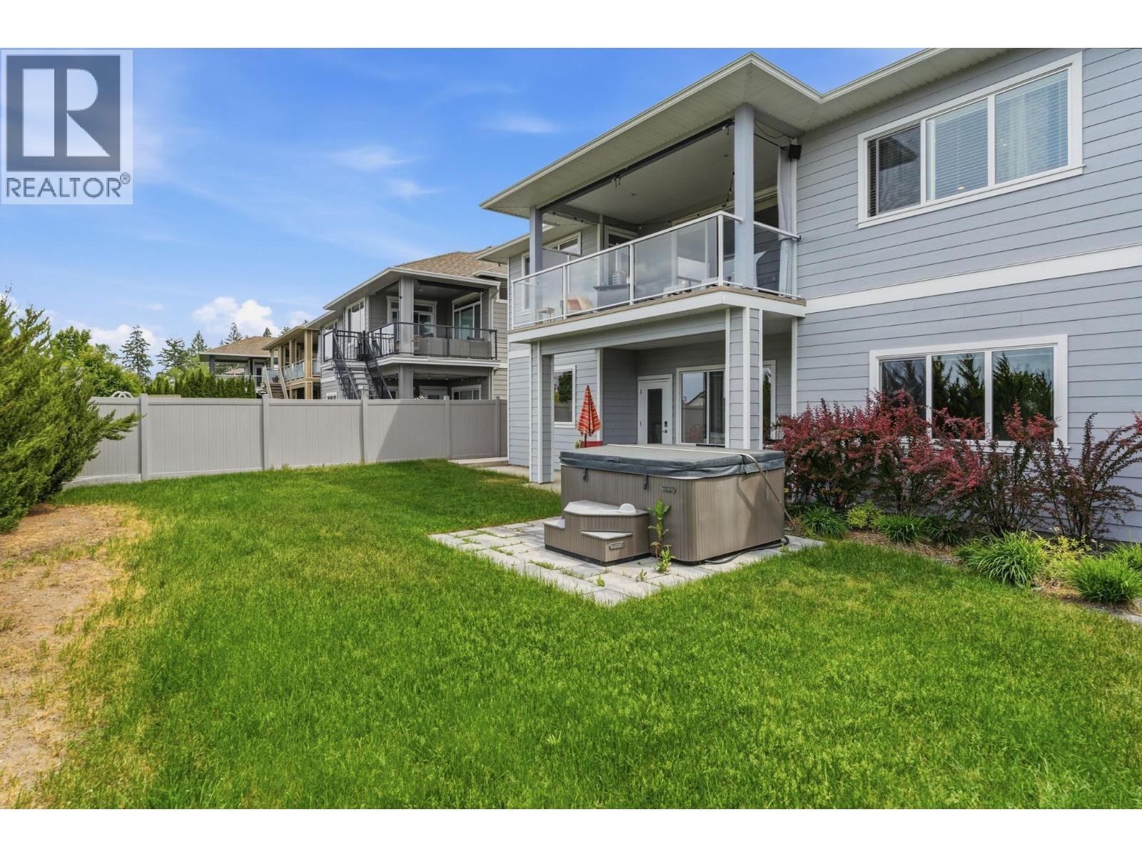 536 Tungsten Court, Kelowna, BC - Outdoor