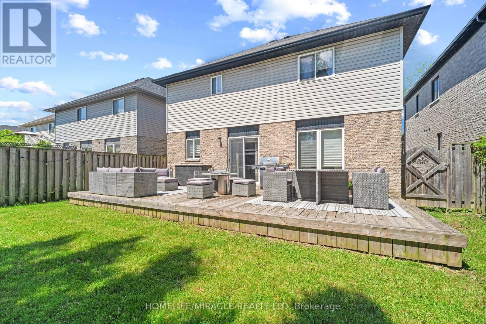 21 Davinci Boulevard, Hamilton, ON - Outdoor With Deck Patio Veranda