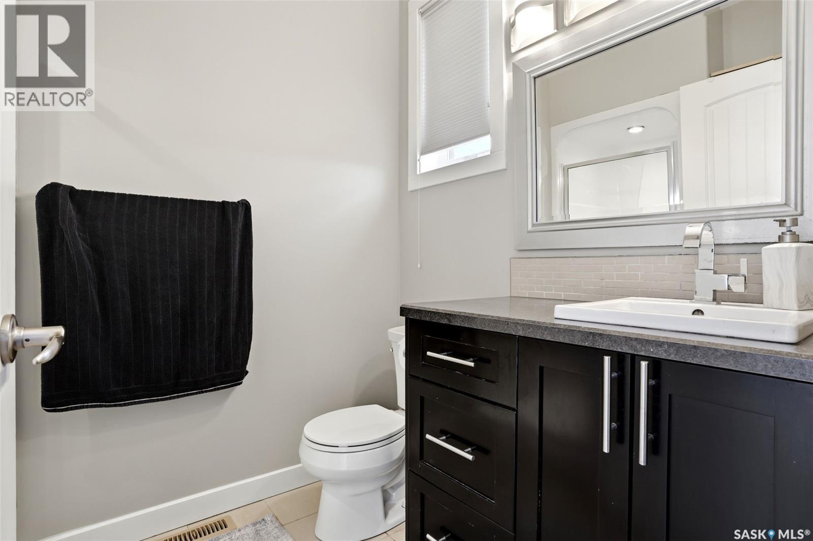 4113 Green Willow Terrace E, Regina, SK - Indoor Photo Showing Bathroom