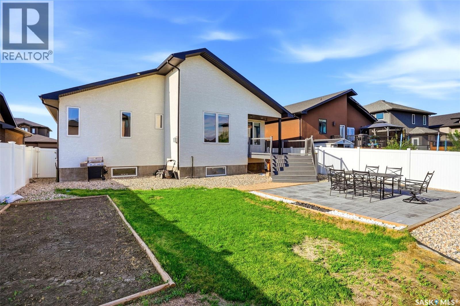 4113 Green Willow Terrace E, Regina, SK - Outdoor