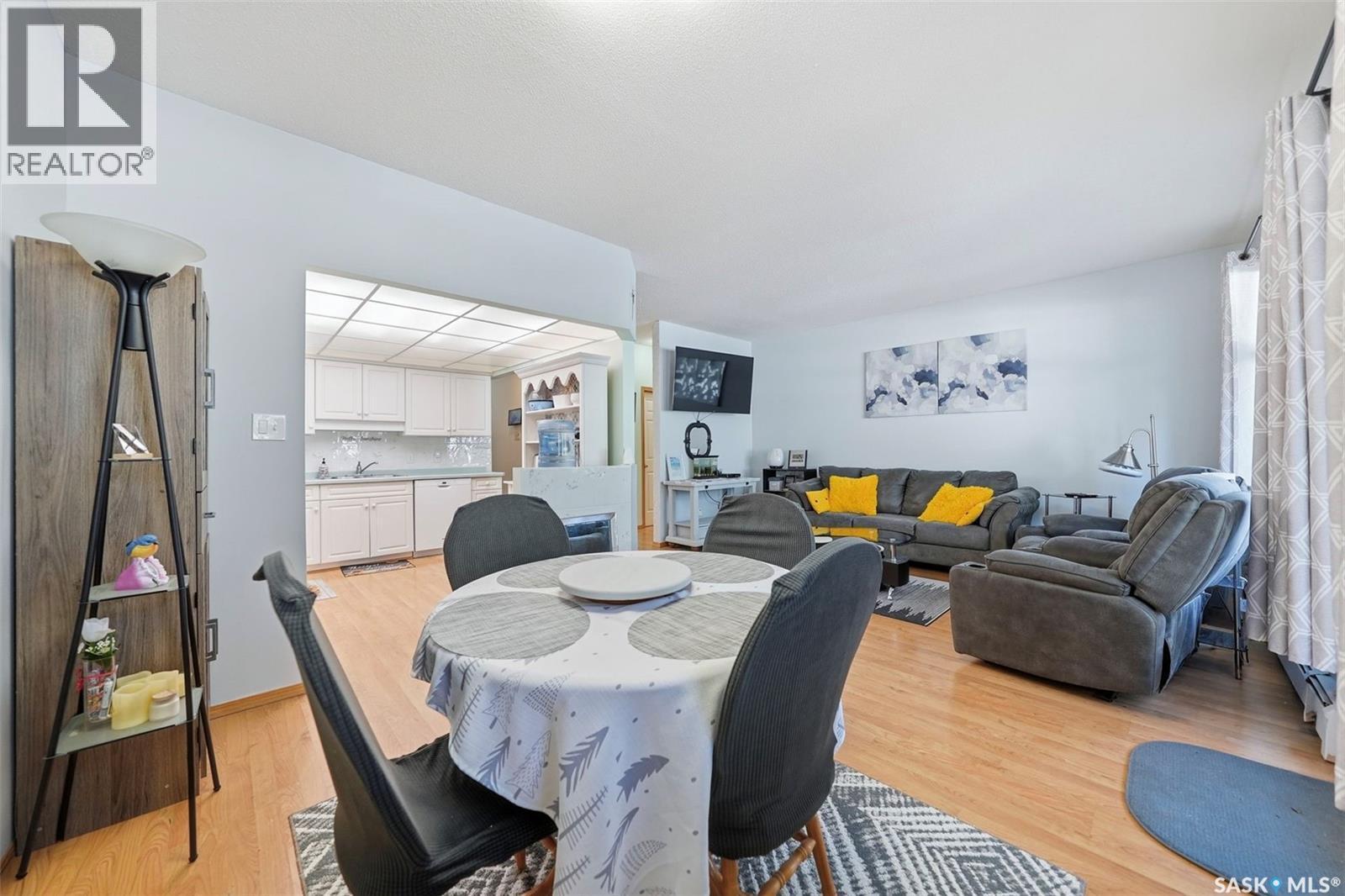 105 301 34Th Street W, Prince Albert, SK - Indoor Photo Showing Other Room