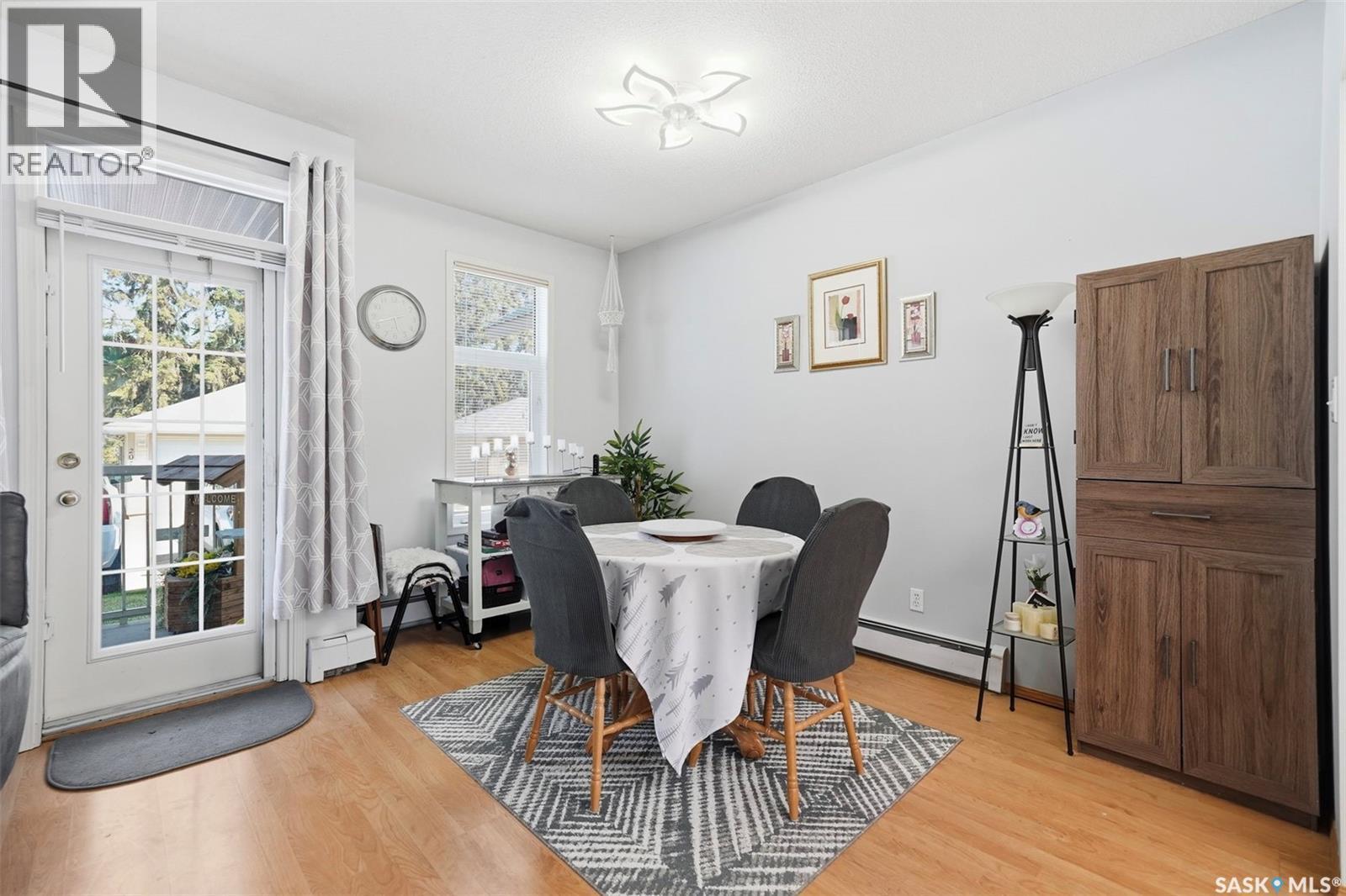 105 301 34Th Street W, Prince Albert, SK - Indoor Photo Showing Dining Room