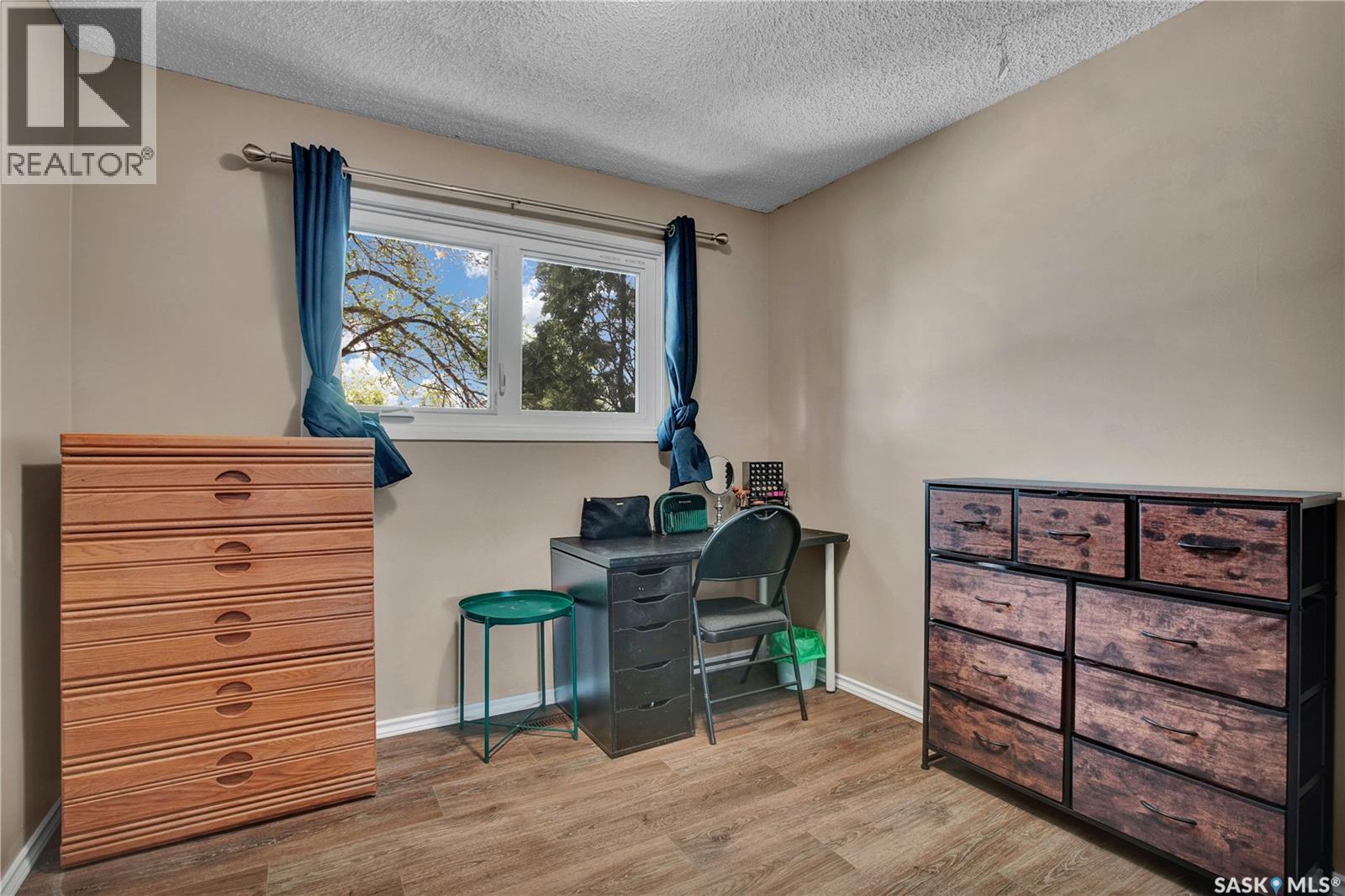 3831 Taylor Street E, Saskatoon, SK - Indoor