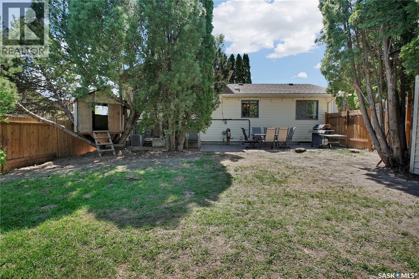 3831 Taylor Street E, Saskatoon, SK - Outdoor With Deck Patio Veranda