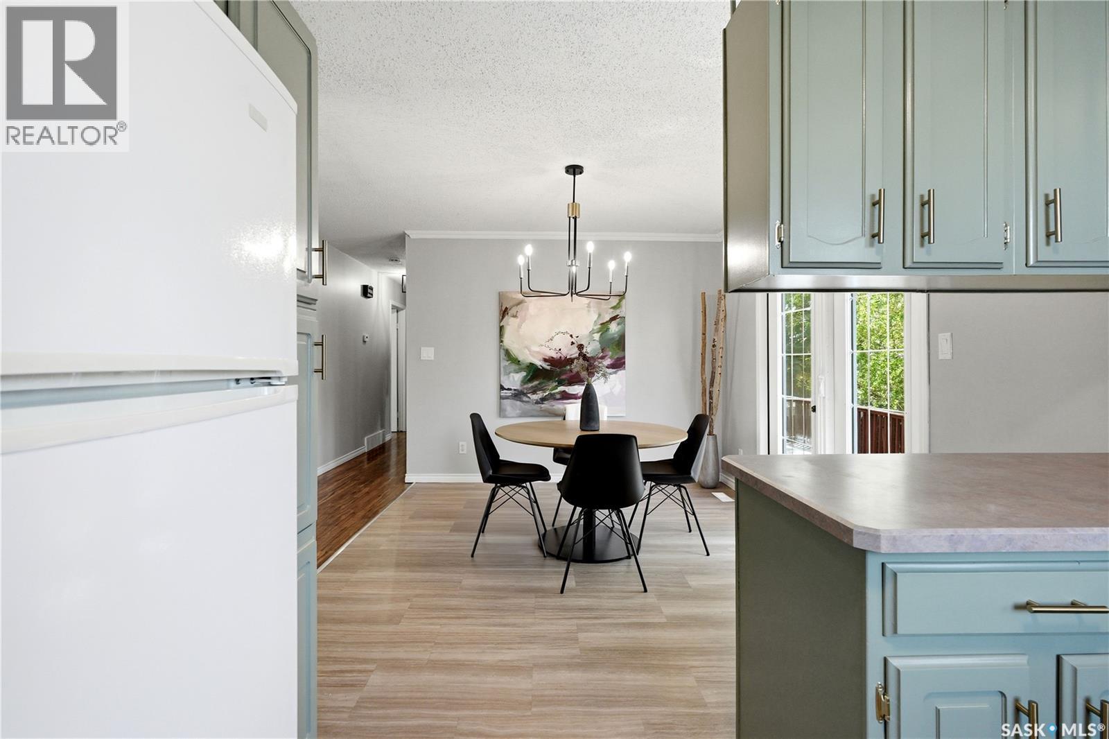 118 Laurentian Drive, Saskatoon, SK - Indoor