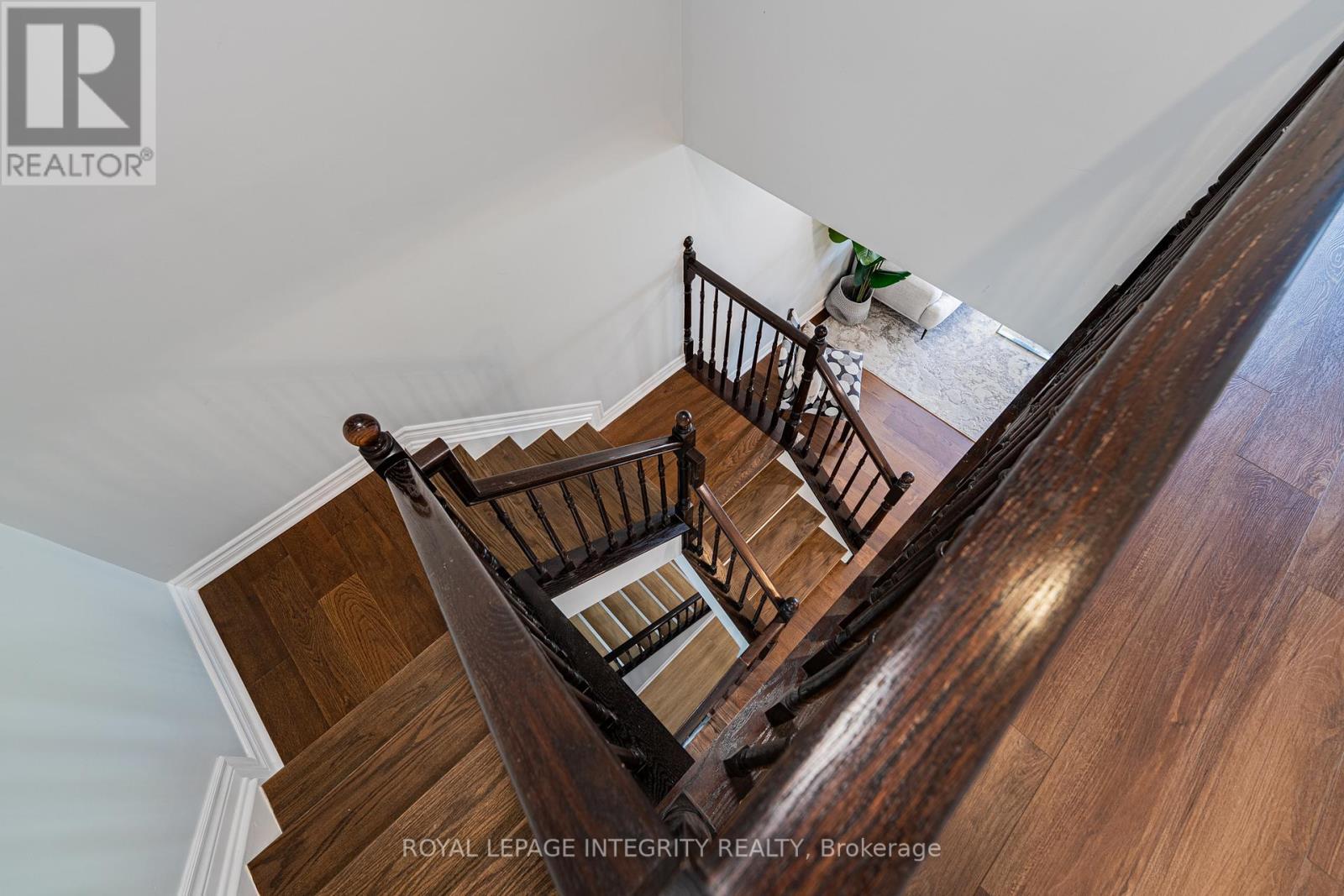 132 Mancini Way E, Ottawa, ON - Indoor Photo Showing Other Room
