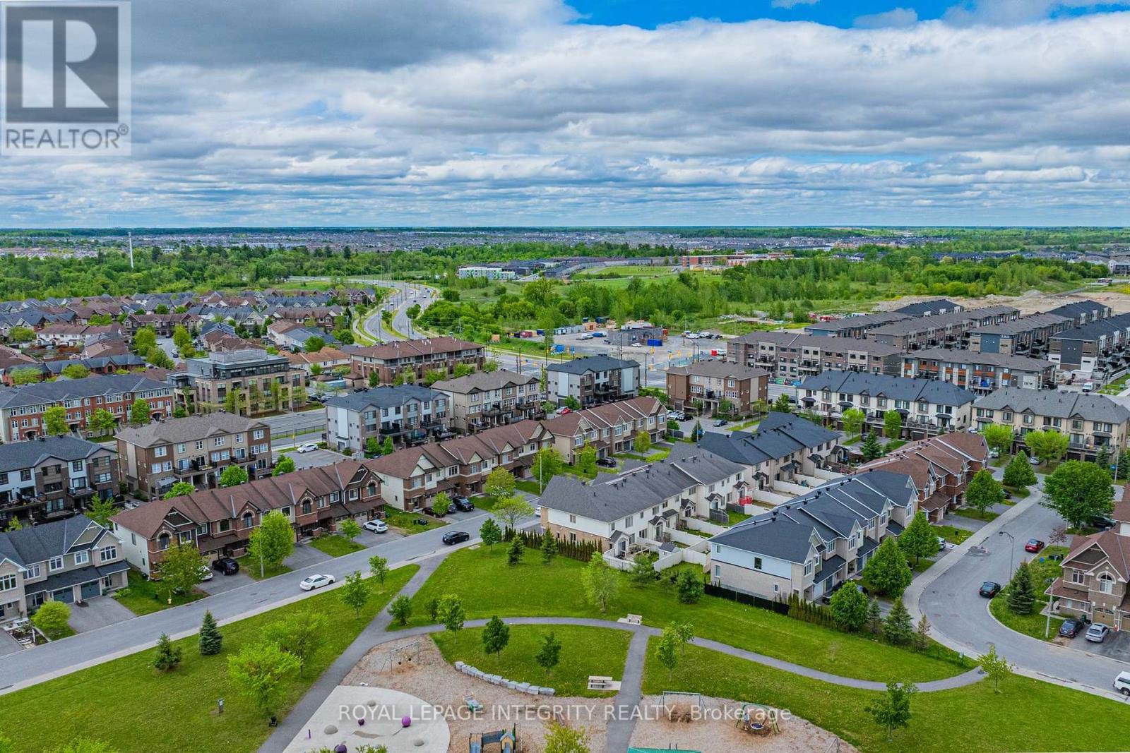 132 Mancini Way E, Ottawa, ON - Outdoor With View
